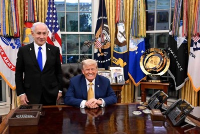 Israeli Prime Minister Benjamin Netanyahu and U.S. President Donald Trump during a meeting in the Oval Office, July 8, 2025. Photo by Avi Ohayon/GPO.